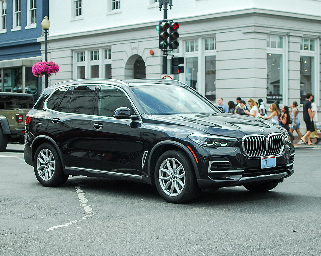 BMW X5 — photograph 1
